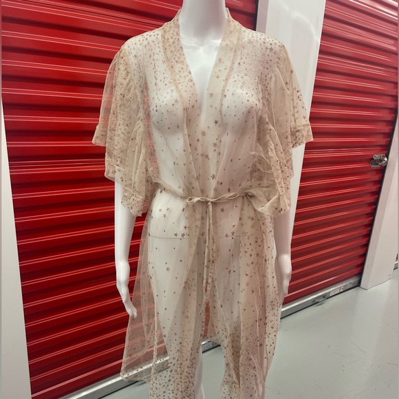 Sheer Star-Patterned Robe - Picture 1 of 9
